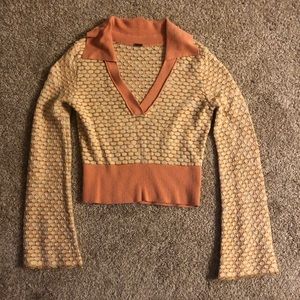 Free people 70’s vibe crop sweater